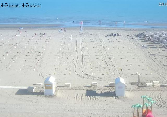 Hotel Royal e Hotel Parigi a Caorle in diretta: Spiaggia di Ponente, spiaggia di ponente